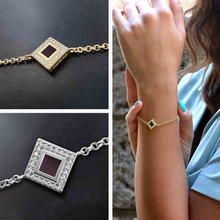 Mini Bible Bracelet: Elizabeth Design